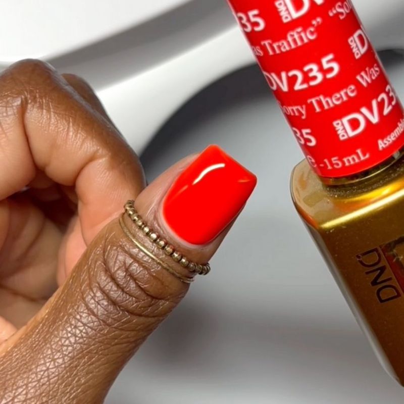 DND DIVA Gel &amp; Lacquer Duo - "sorry There Was Traffic" 