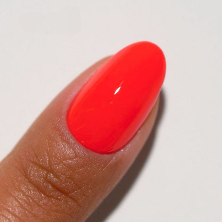 DND DIVA Gel &amp; Lacquer Duo - Heart Eyes 4 U 