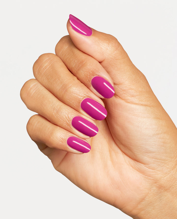 OPI SPRING 2026 - Strawberry Cosmo - GCS070